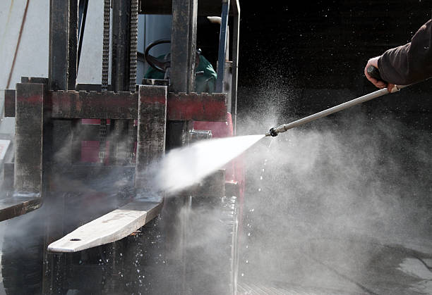 Best Machinery and Equipment Cleaning  in Thousand Oaks, CA
